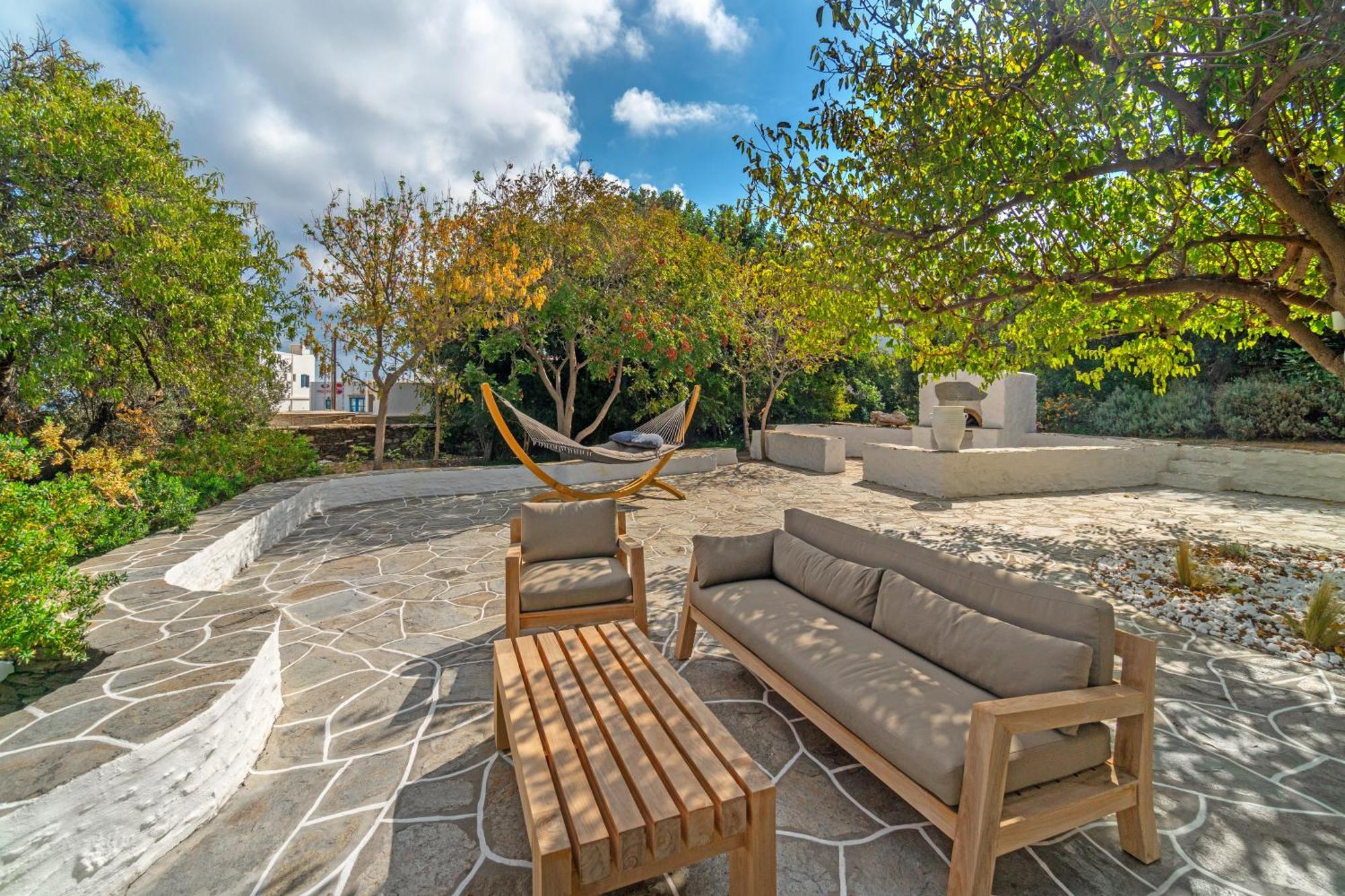 Rabagas Suites Luxury - In The Heart Of Sifnos Apollonia Exterior foto