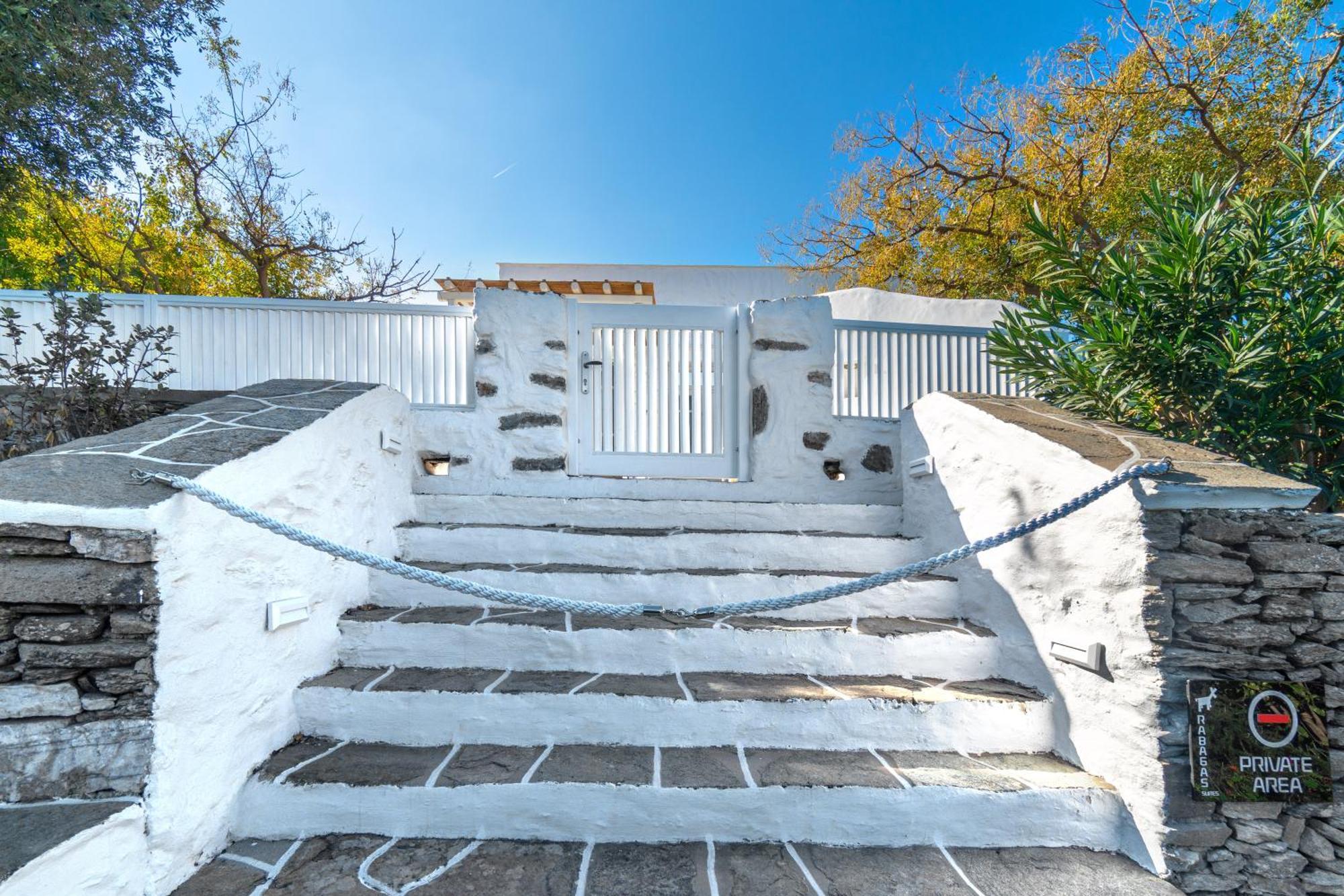 Rabagas Suites Luxury - In The Heart Of Sifnos Apollonia Exterior foto